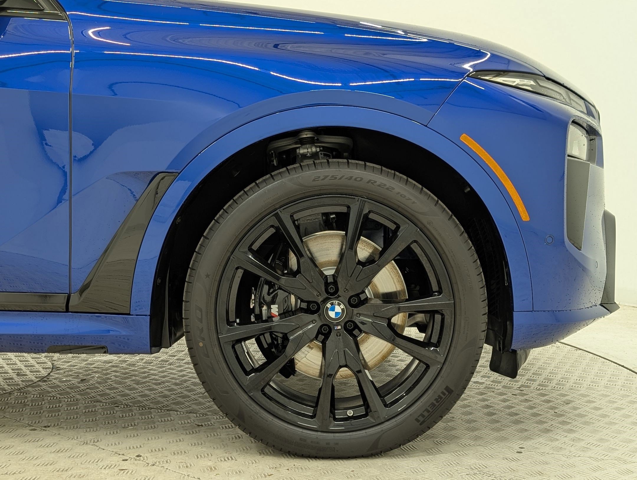 New 2026 BMW X7 M60i image 12