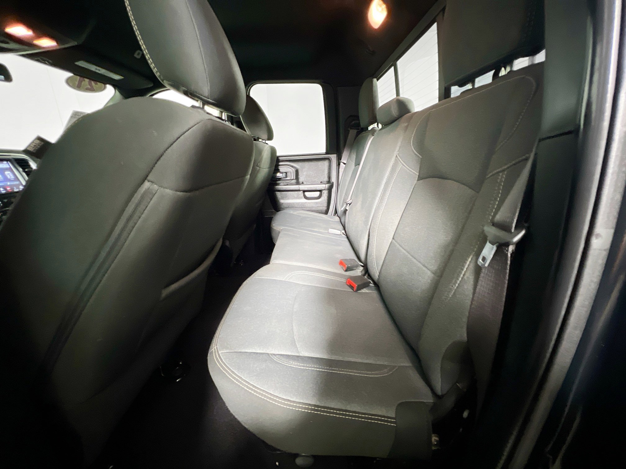 Used 2021 RAM 1500 Classic Warlock w/ Luxury Group AWD/4WD image 28