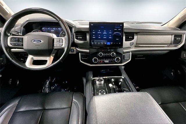 Used 2023 Ford Expedition Max XLT image 8