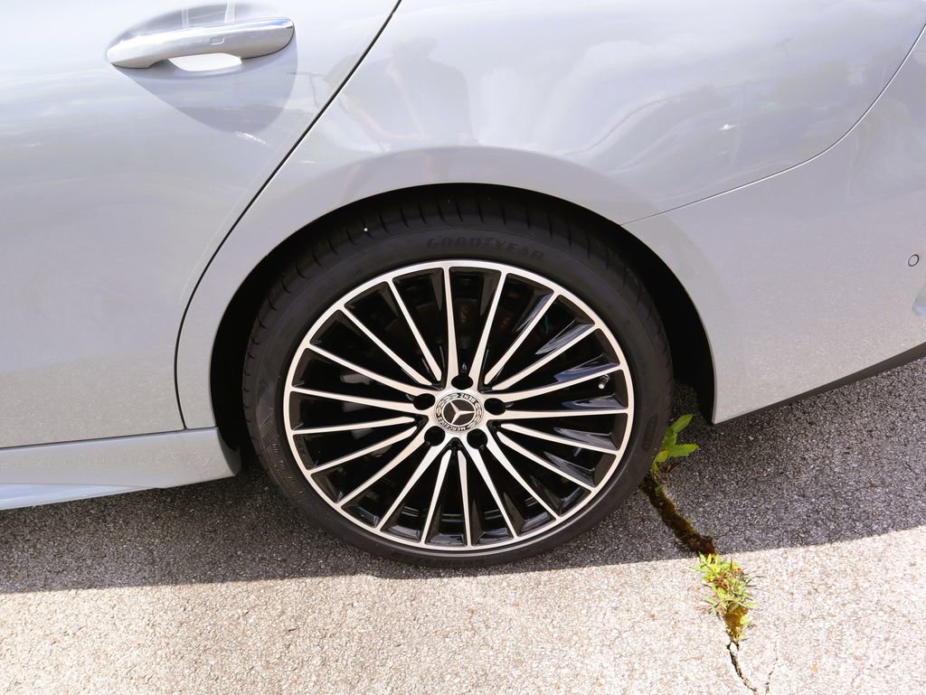 Certified 2025 Mercedes-Benz C 300 Sedan image 8