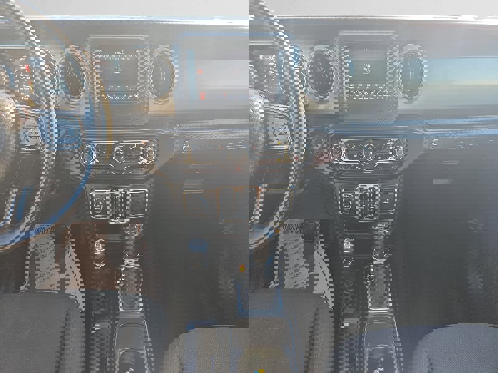 Used 2018 Jeep Wrangler Unlimited Sport S image 11