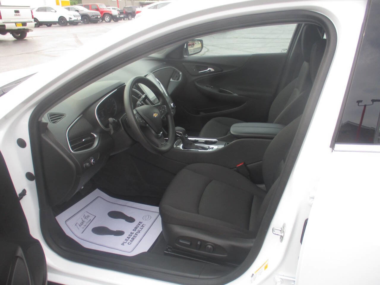 Used 2024 Chevrolet Malibu LT image 5