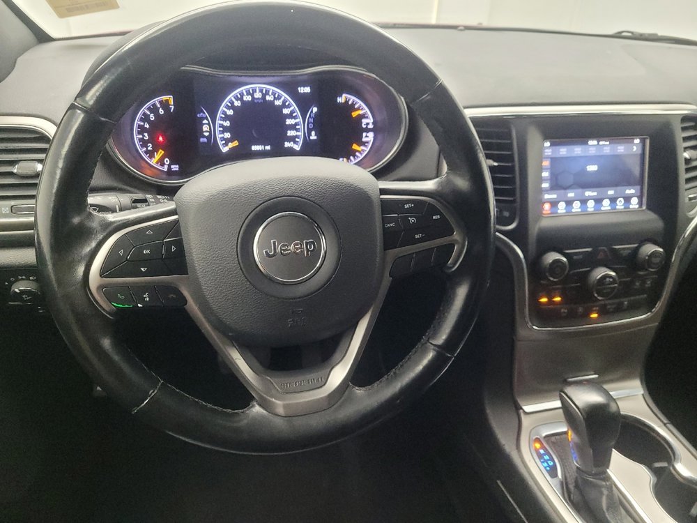 Used 2021 Jeep Grand Cherokee Laredo image 22