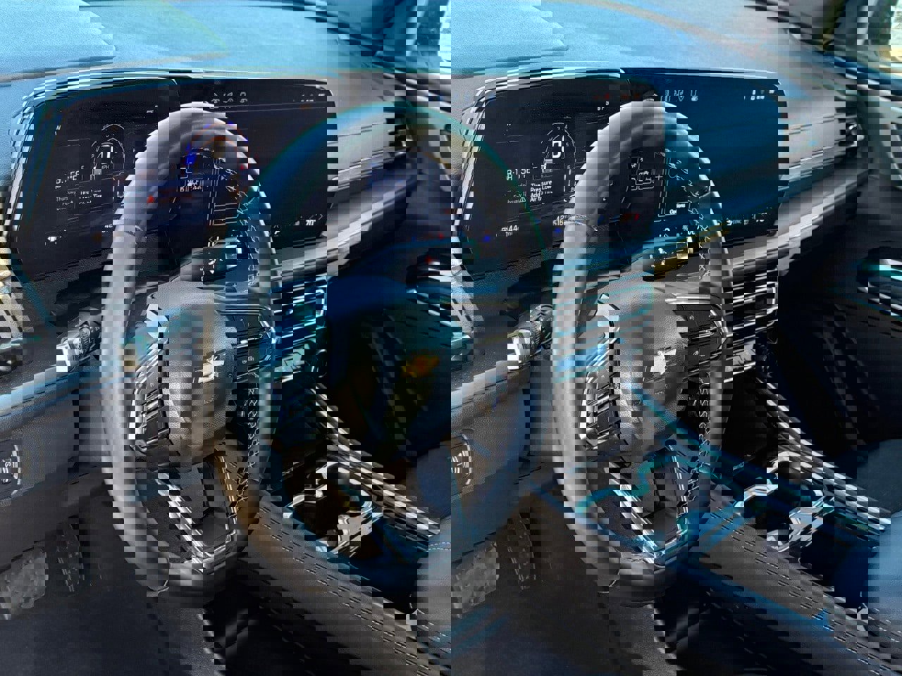 Used 2025 Chevrolet Traverse LT image 15