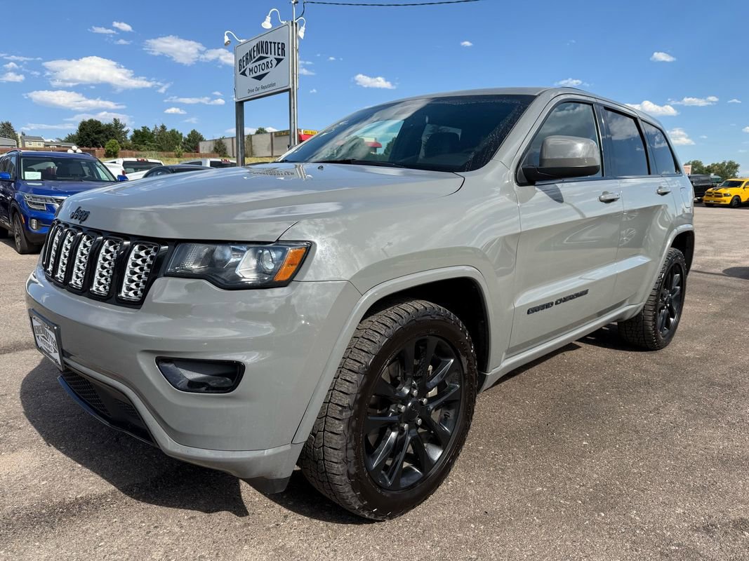 Used 2021 Jeep Grand Cherokee Laredo X image 7