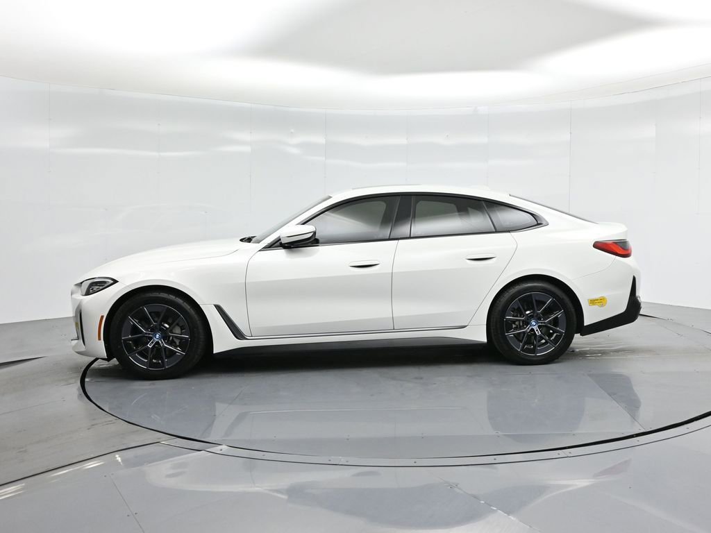Used 2022 BMW i4 eDrive40 w/ Premium Package image 27