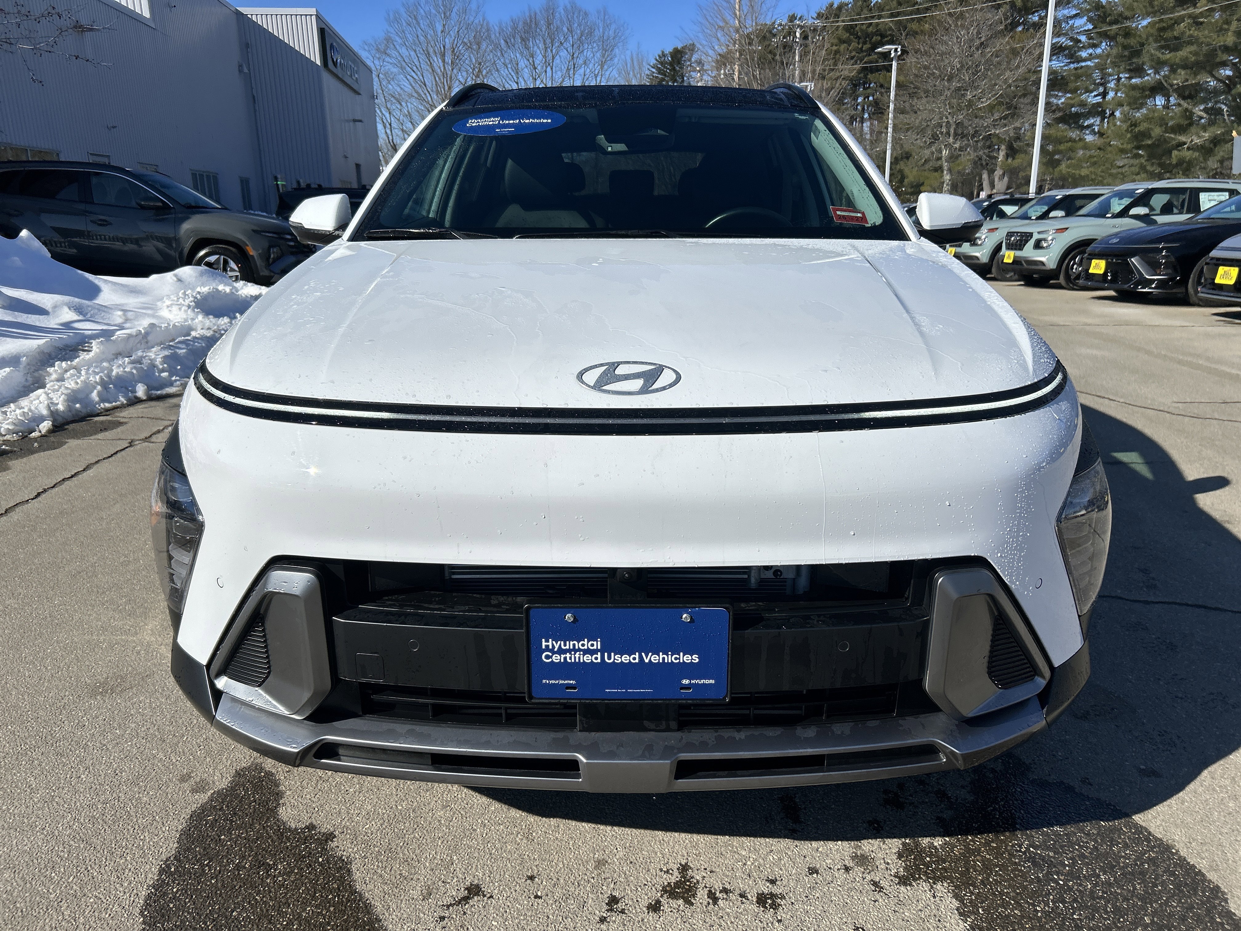 Certified 2025 Hyundai Kona Limited image 2