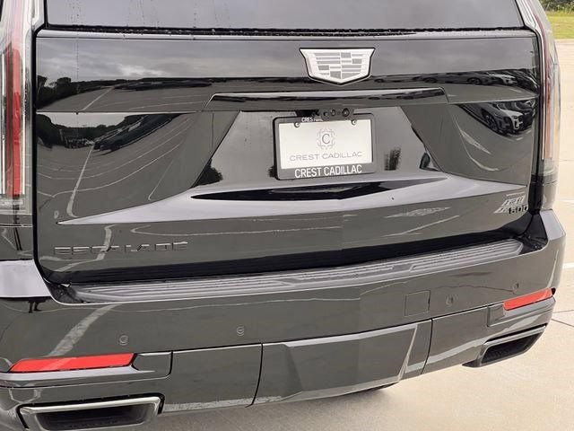 New 2026 Cadillac Escalade ESV Platinum Sport w/ LPO, ONYX Package AWD/4WD image 6