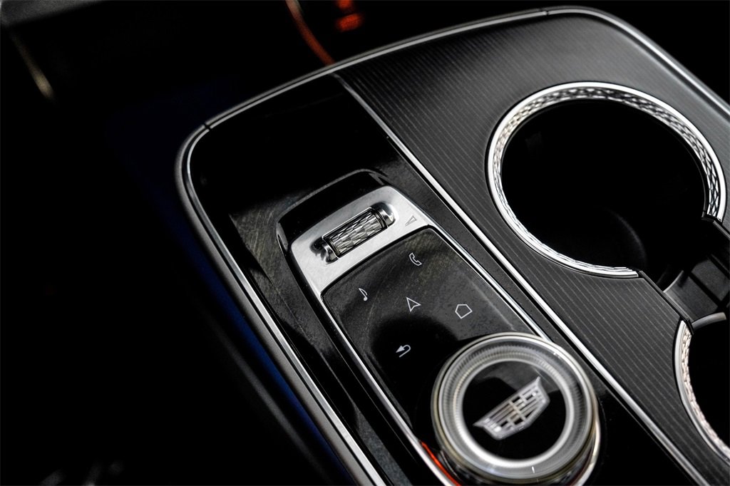 Used 2024 Cadillac Lyriq Luxury image 25