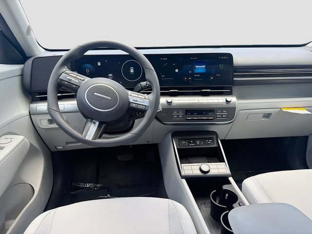 Certified 2025 Hyundai Kona SEL FWD image 22