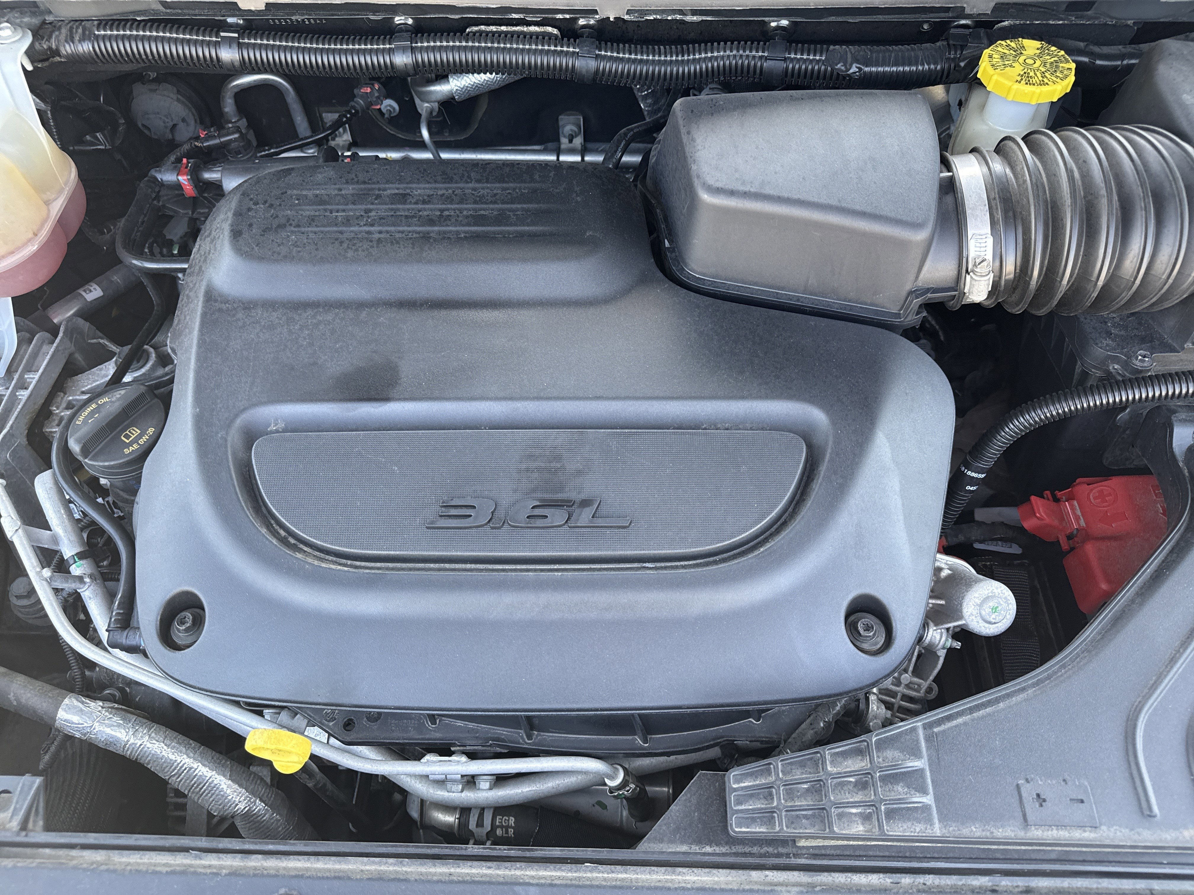 Used 2023 Chrysler Pacifica Touring-L FWD image 32