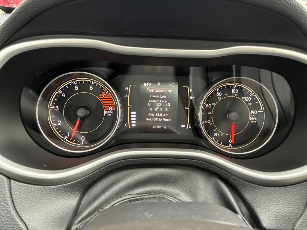 Used 2016 Jeep Cherokee Latitude w/ Comfort/Convenience Group FWD image 23