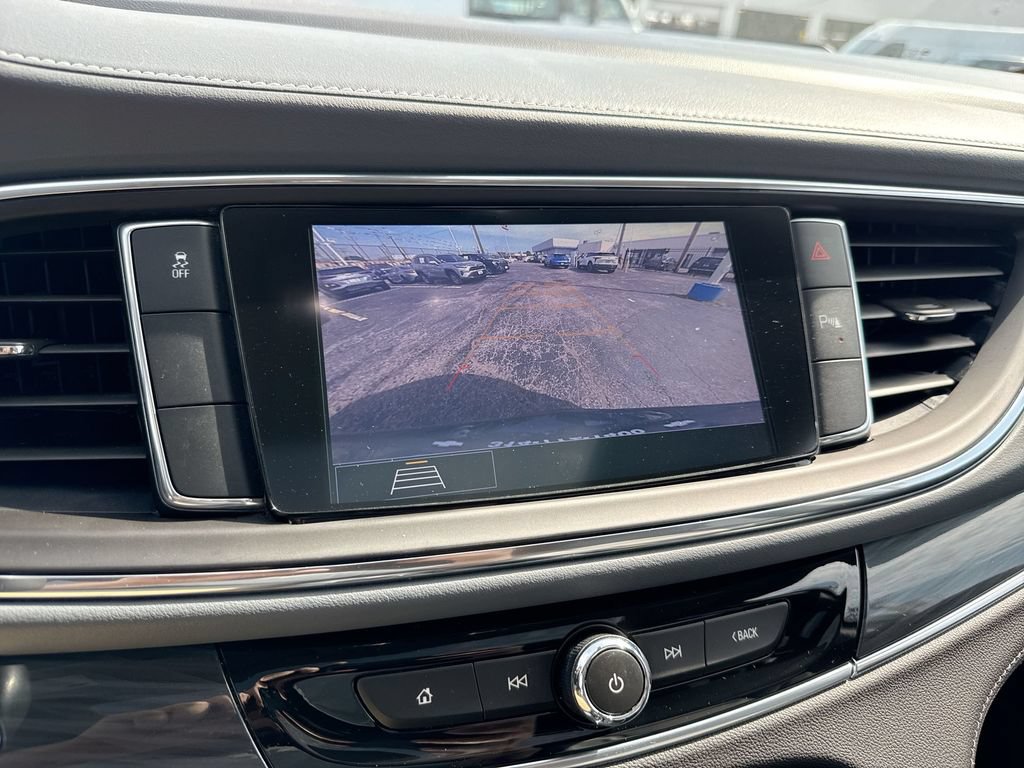 Used 2020 Buick Enclave Essence w/ Sound and Sites Package FWD image 16