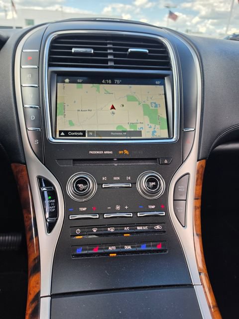 Used 2018 Lincoln MKX Reserve w/ Lincoln MKX Climate Package AWD/4WD image 23