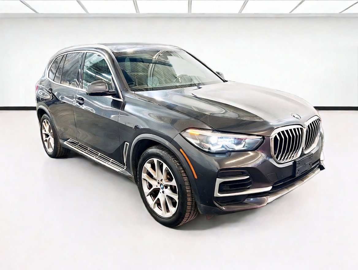 Used 2023 BMW X5 xDrive40i AWD/4WD image 3
