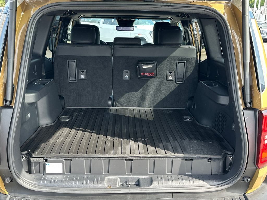 Used 2024 Toyota Land Cruiser AWD/4WD image 18