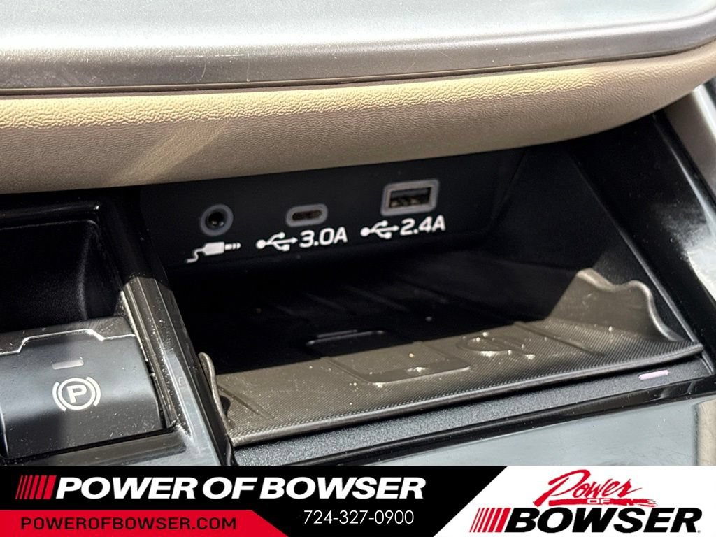 Used 2023 Subaru Outback Limited AWD/4WD image 19