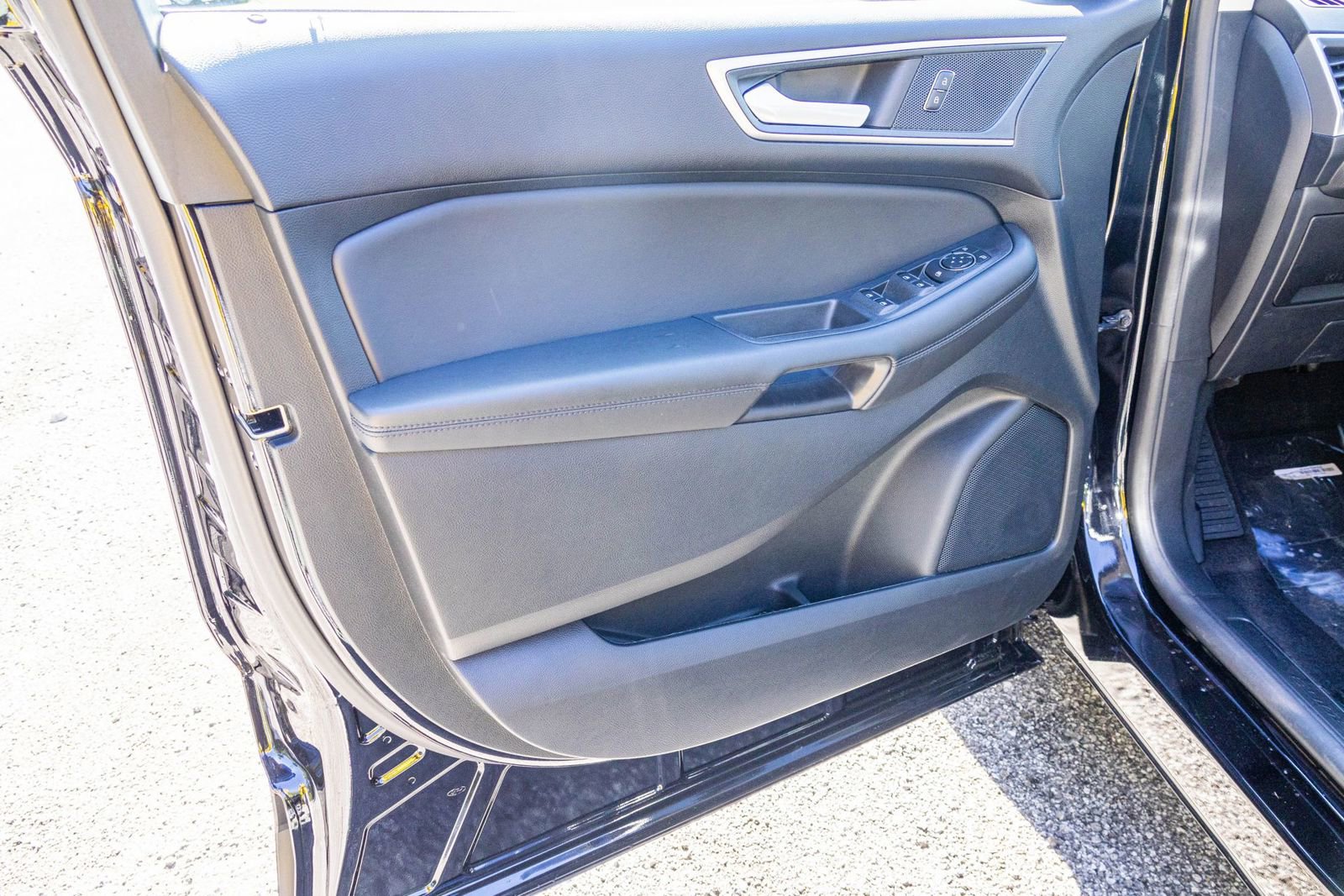 New 2024 Ford Edge SEL w/ Convenience Package image 14