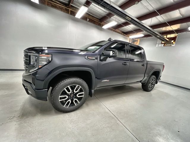 Certified 2025 GMC Sierra 1500 AT4 w/ AT4 Premium Package AWD/4WD image 5