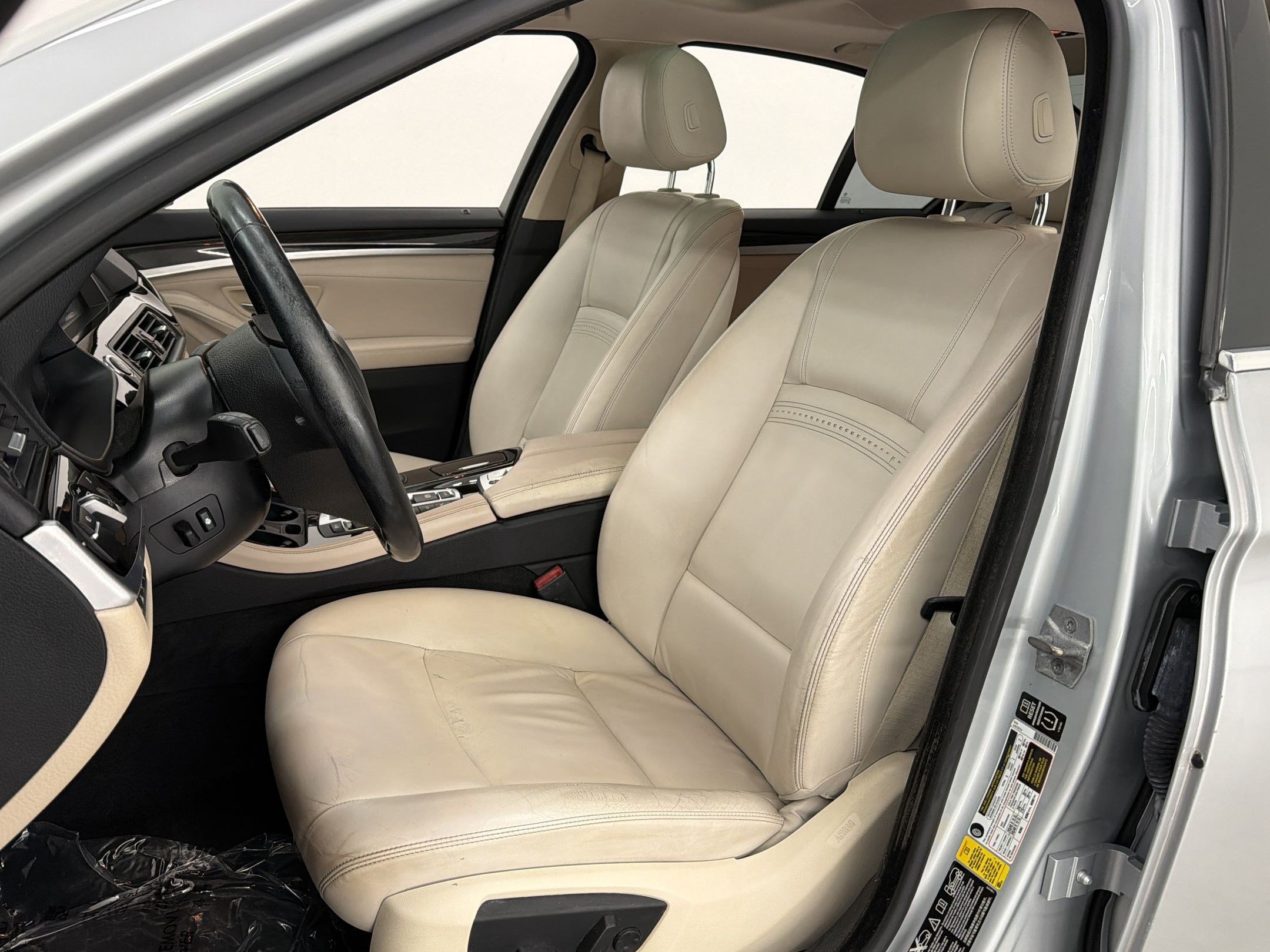 Used 2014 BMW 535i xDrive Sedan AWD/4WD image 29