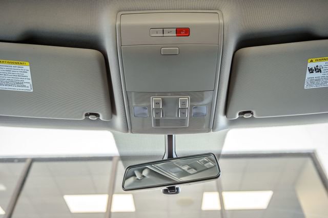 Used 2019 Volkswagen Atlas SE w/ Towing Package image 36