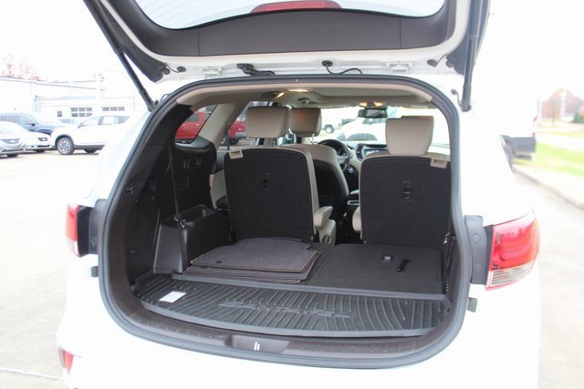 Used 2018 Hyundai Santa Fe Limited w/ Cargo Package image 8