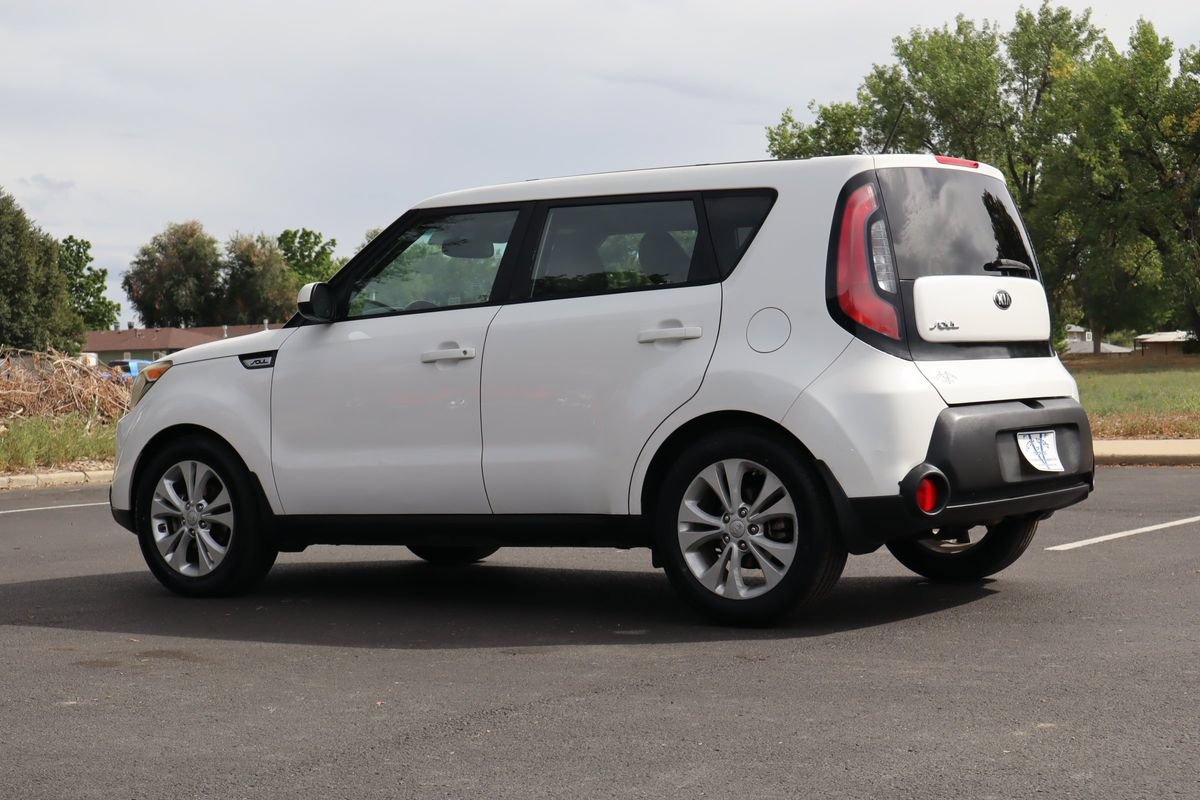 Used 2015 Kia Soul + FWD image 7