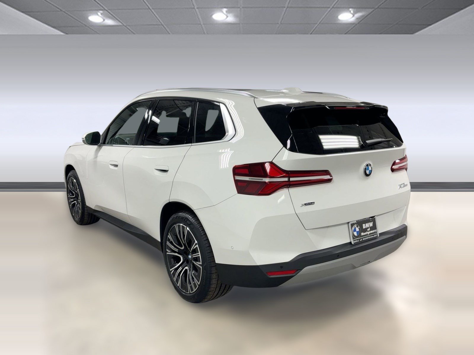 Used 2026 BMW X3 xDrive30i w/ Convenience Package AWD/4WD image 3