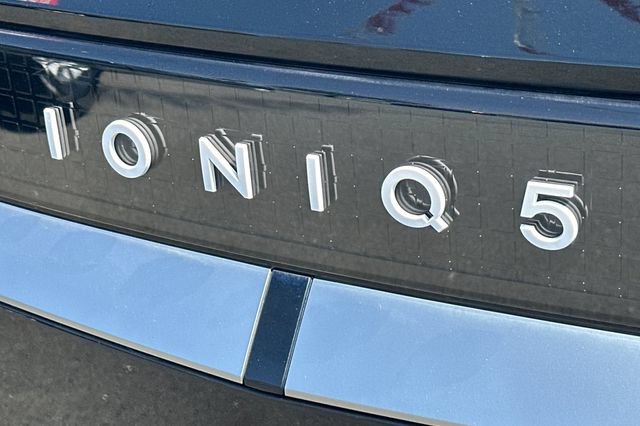 Used 2024 Hyundai Ioniq 5 SEL RWD image 34