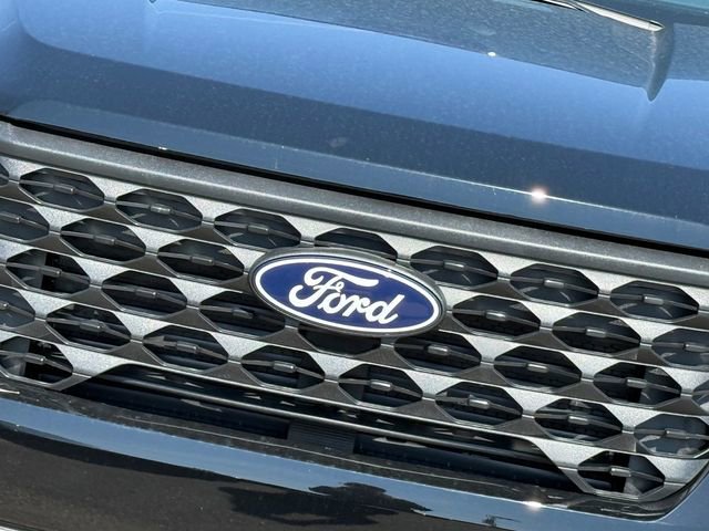 New 2026 Ford Maverick XLT image 3