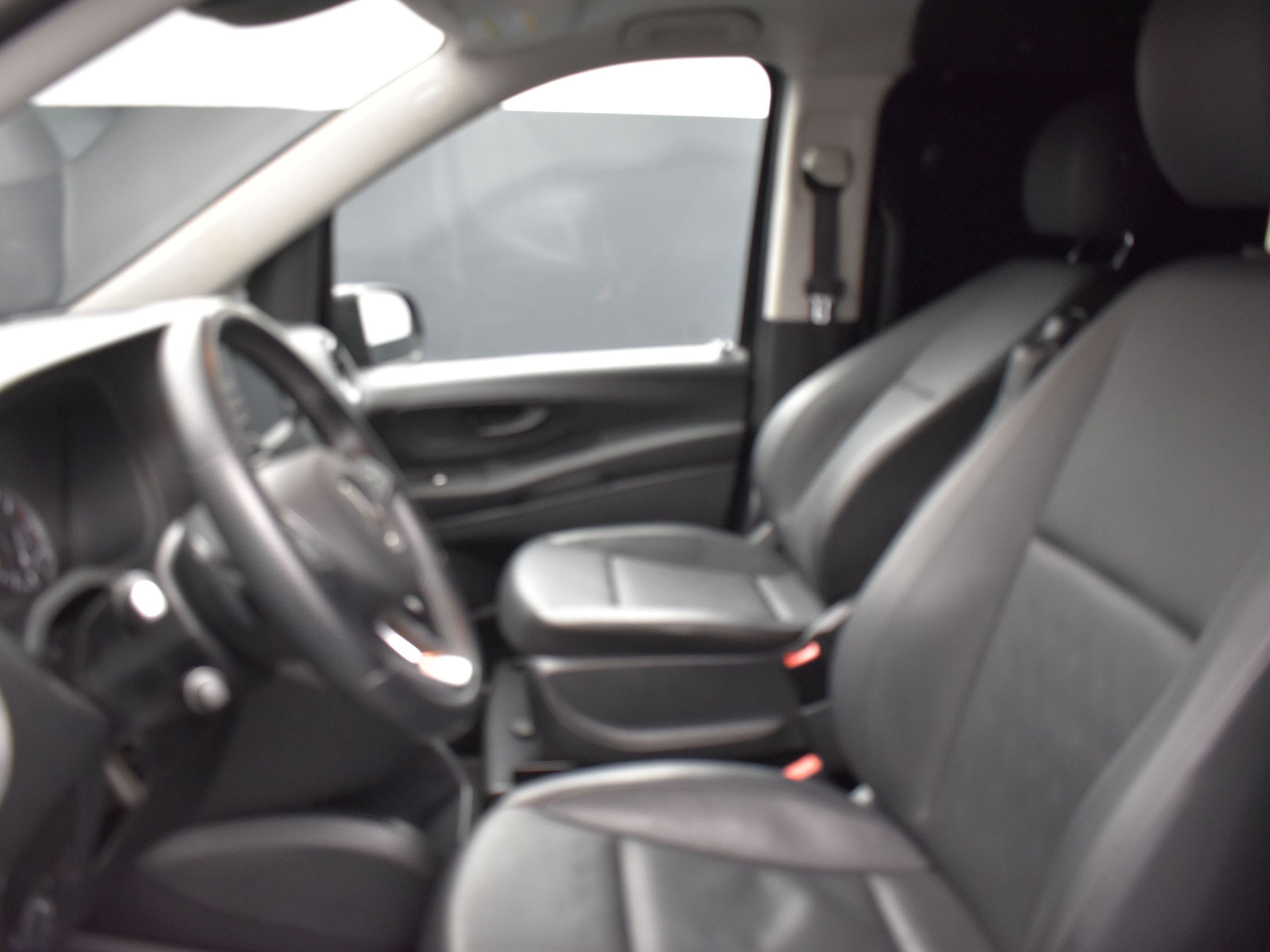 Used 2022 Mercedes-Benz Metris image 14