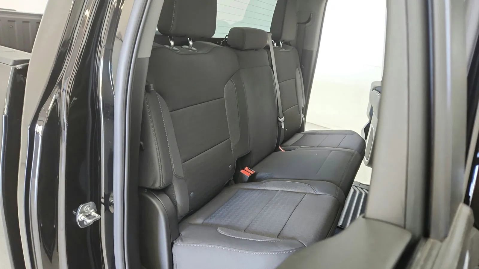 Used 2025 Chevrolet Silverado 1500 LT image 49