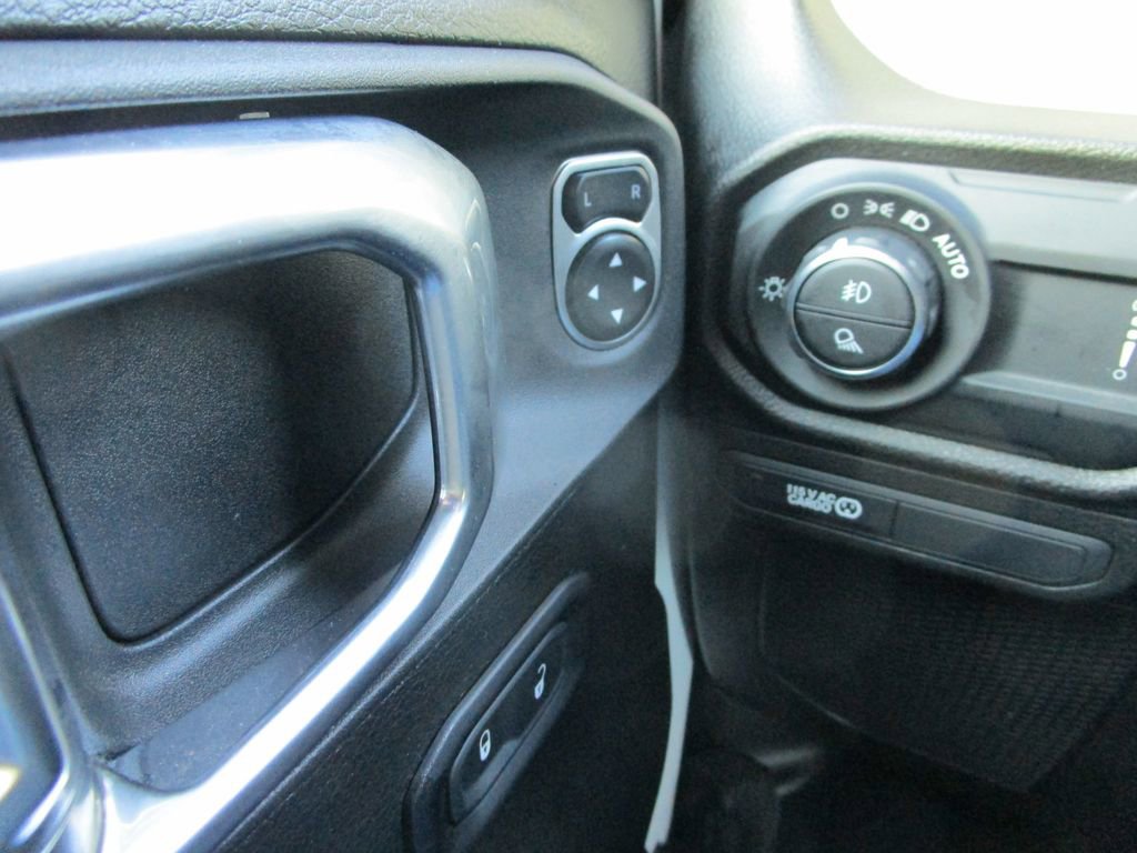 Used 2024 Jeep Gladiator Willys image 49