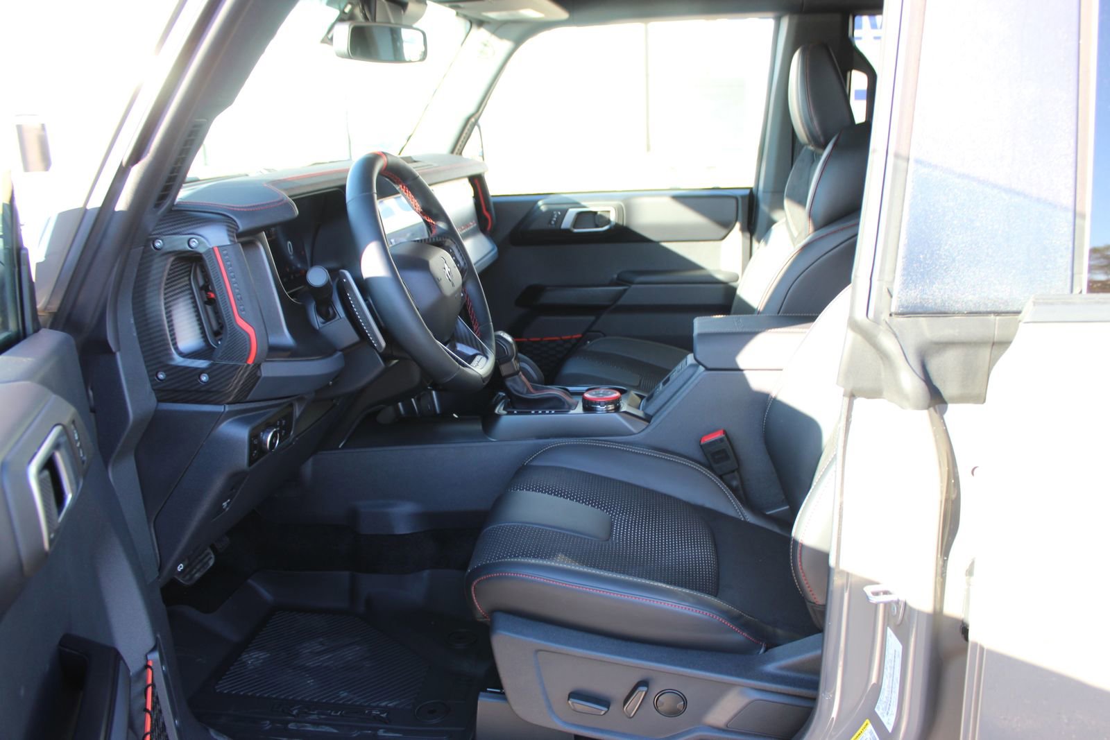 New 2025 Ford Bronco Raptor w/ Interior Carbon Fiber Pack image 17