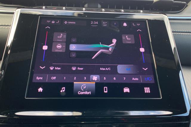 New 2025 Jeep Grand Cherokee Altitude image 30