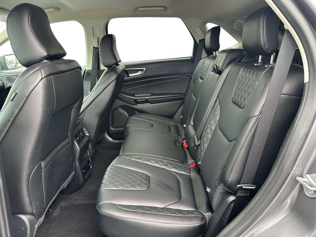 Certified 2024 Ford Edge Titanium AWD/4WD image 12