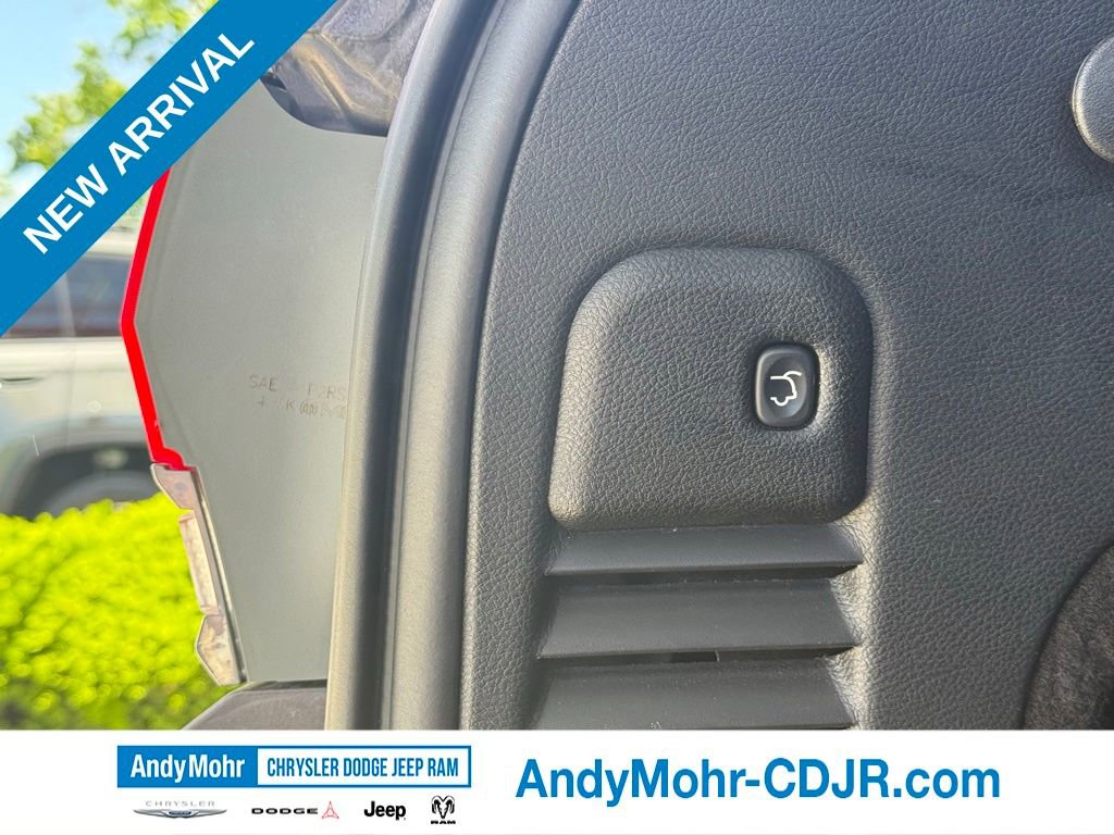 Used 2018 Jeep Grand Cherokee Limited AWD/4WD image 30