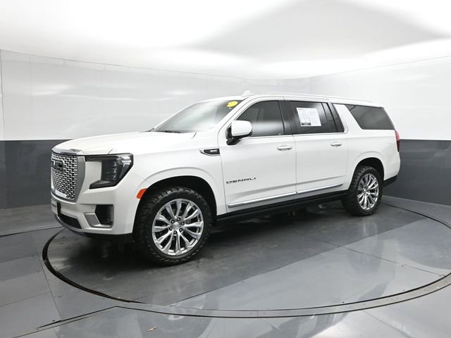 Used 2024 GMC Yukon XL Denali image 30