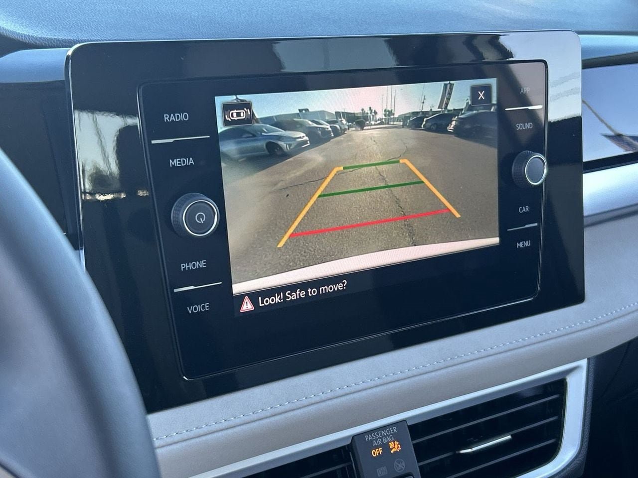 New 2026 Volkswagen Taos SE FWD image 23