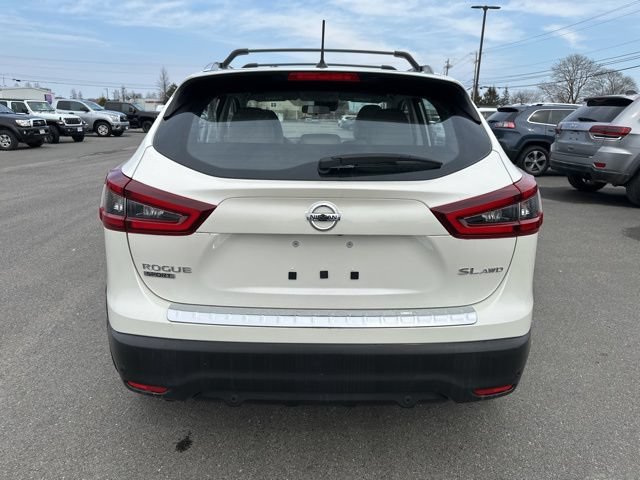 Used 2022 Nissan Rogue Sport SL AWD/4WD image 6