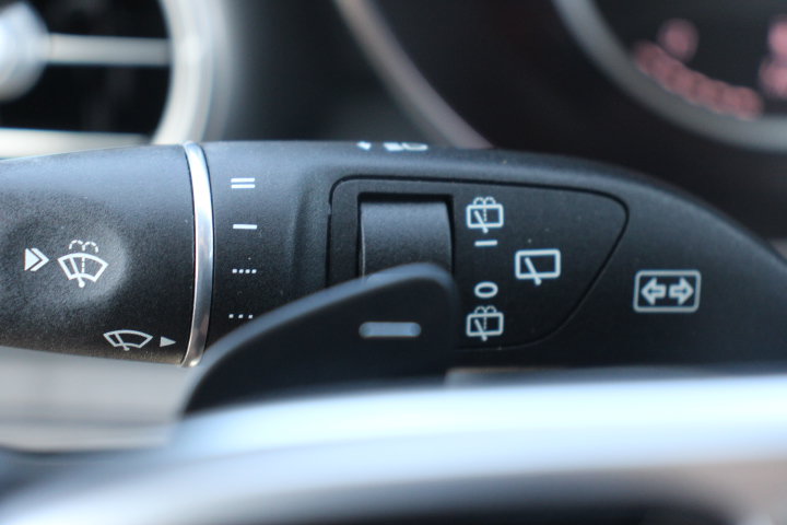 Used 2021 Mercedes-Benz GLC 300 4MATIC image 24