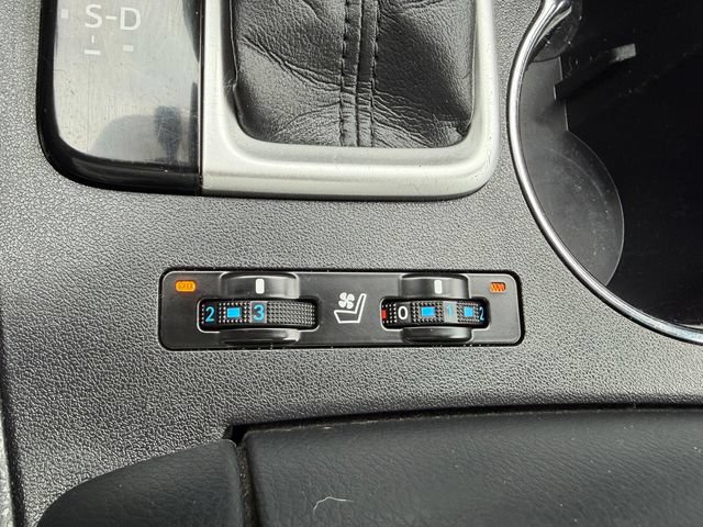 Used 2017 Toyota Highlander Limited Platinum AWD/4WD image 26