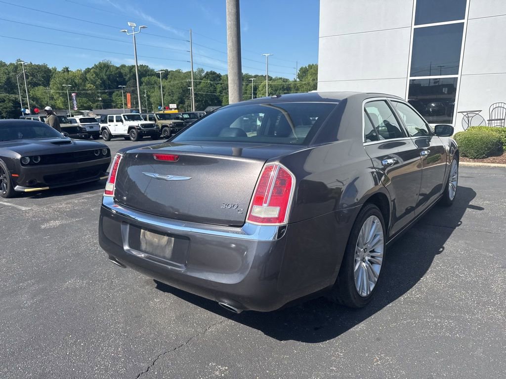Used 2014 Chrysler 300 C image 6