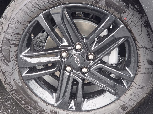 New 2026 Chevrolet Trax ACTIV w/ Sunroof Package FWD image 10
