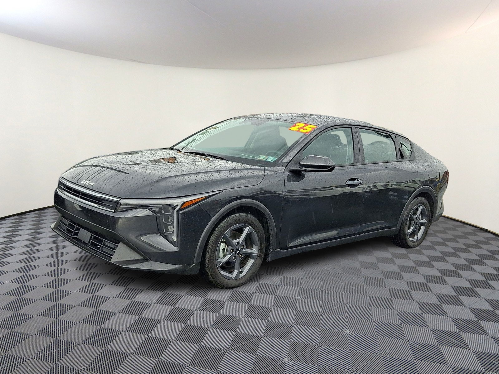 Used 2025 Kia K4 FWD image 3