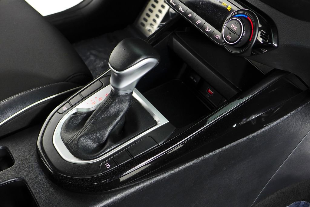 Used 2024 Kia Forte GT-Line image 15