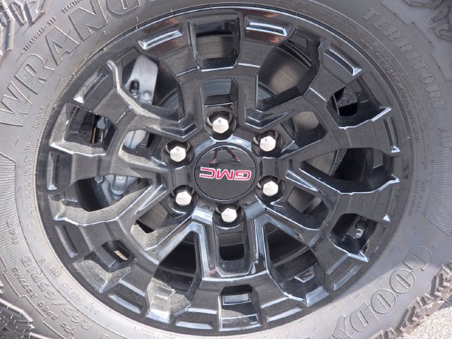 New 2026 GMC Canyon Elevation w/ Convenience Package AWD/4WD image 11