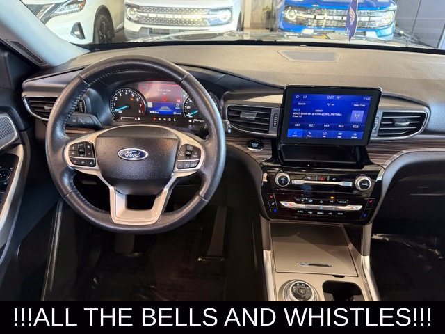 Used 2023 Ford Explorer Limited AWD/4WD image 18