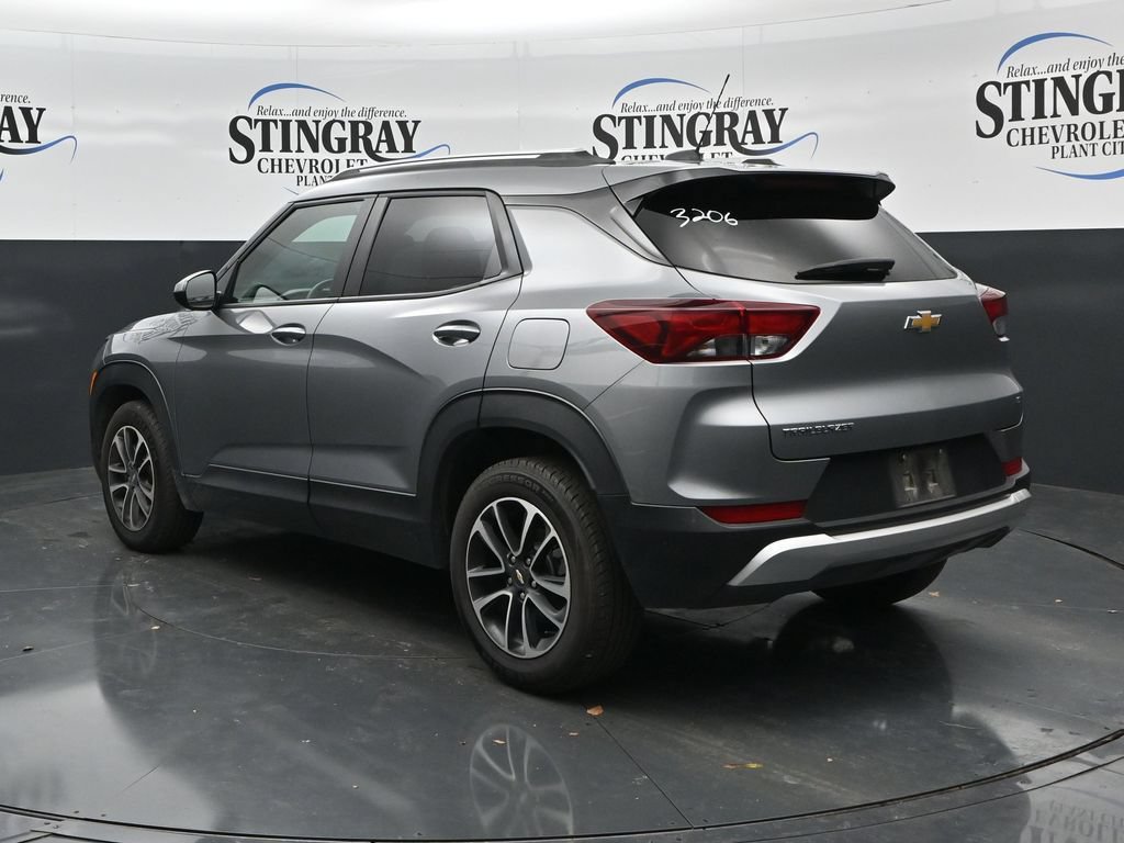 Used 2025 Chevrolet TrailBlazer LT FWD image 5