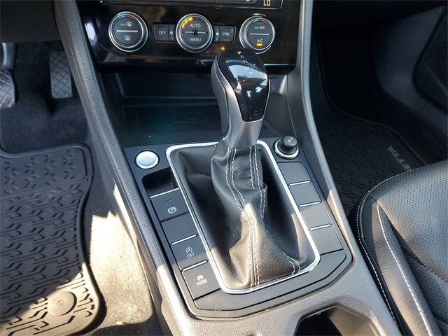 Used 2024 Volkswagen Jetta SEL image 28